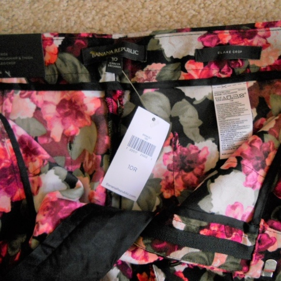 Banana Republic Blake Crop Floral Pants size 12P - Picture 4 of 6